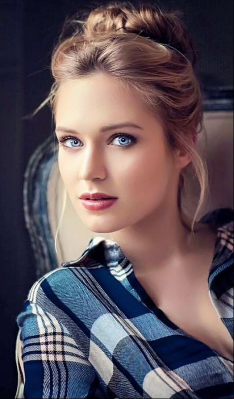 Blonde And Blue Eyes Blonde Girls Pinterest Blue Eyes